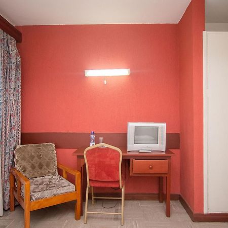 Milele Hotel Nairobi Exterior photo